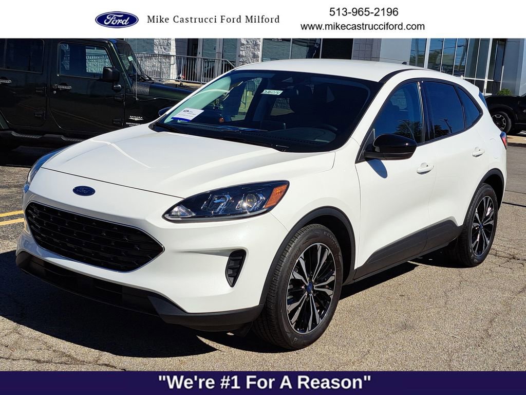 Certified 2022 Ford Escape SE w/ SE Sport Appearance Package