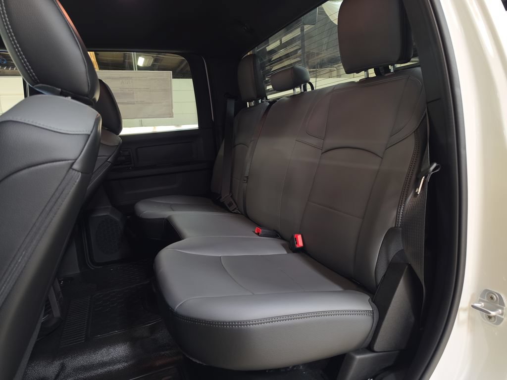 New 2026 RAM 5500 Tradesman AWD/4WD image 15