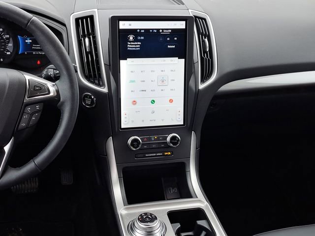 Certified 2024 Ford Edge SEL w/ Convenience Package image 27