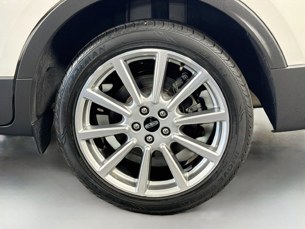 Used 2019 Lincoln MKC Reserve w/ MKC Climate Package FWD image 35