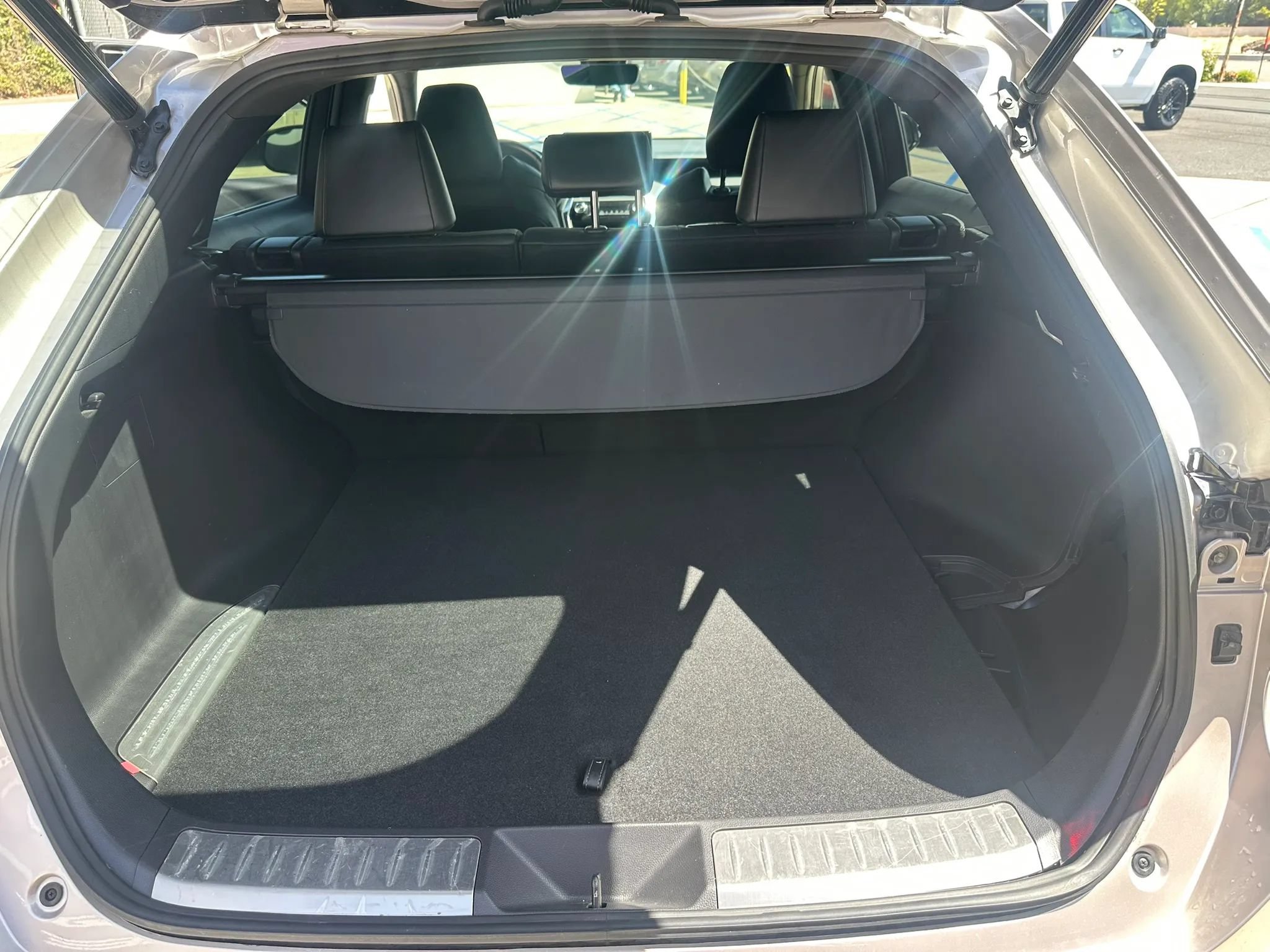 Used 2021 Toyota Venza XLE AWD/4WD image 17