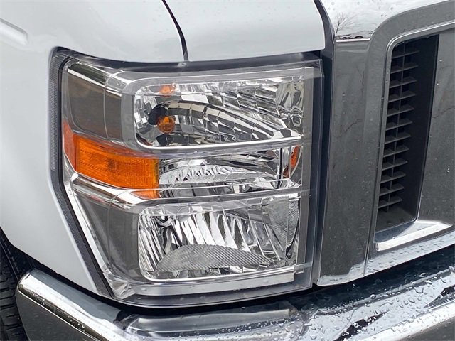 Used 2024 Ford E-350 and Econoline 350 Super Duty w/ Power Windows & Locks Group image 4