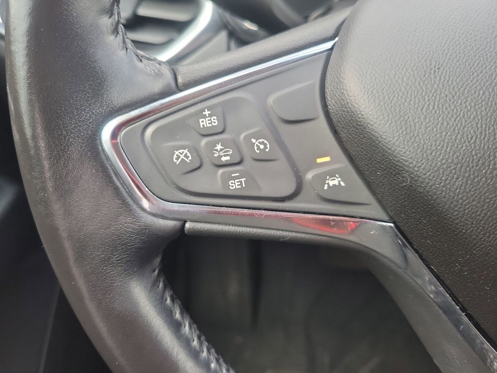 Used 2020 Chevrolet Equinox LT image 25