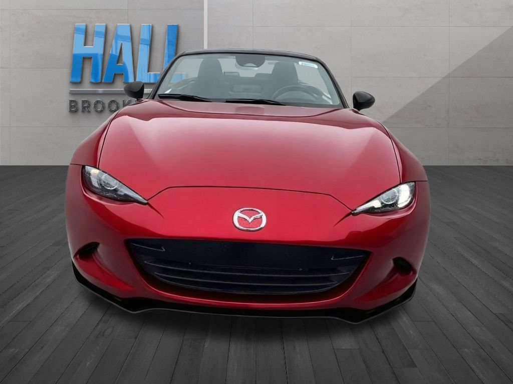 New 2026 MAZDA MX-5 Miata Club w/ Interior Package RWD image 2