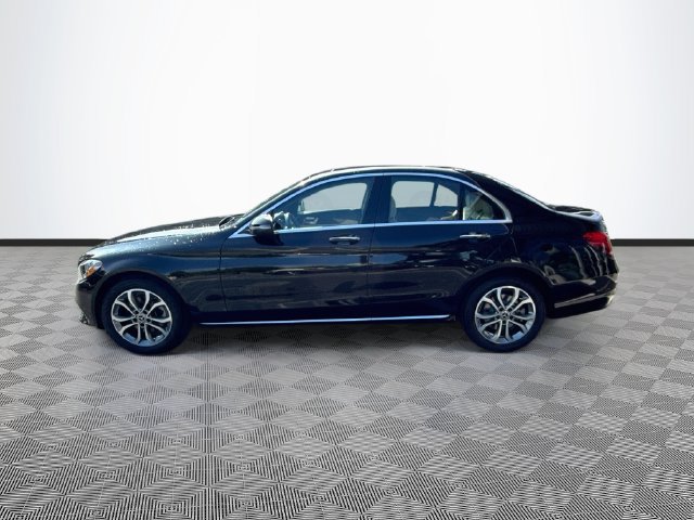 Used 2018 Mercedes-Benz C 300 4MATIC Sedan image 4