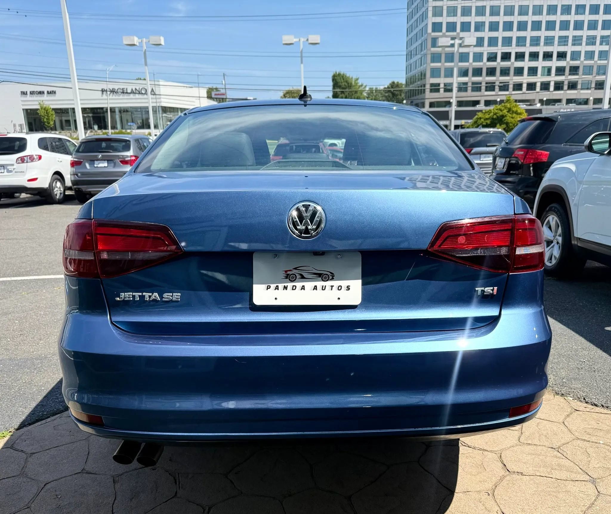 Used 2017 Volkswagen Jetta SE FWD image 6