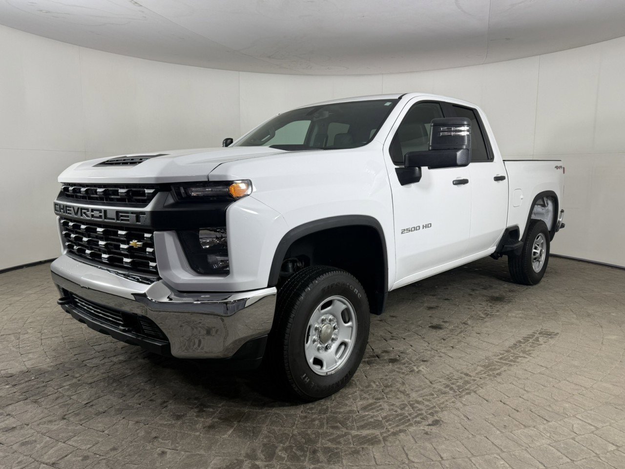 Used 2023 Chevrolet Silverado 2500 W/T w/ WT Fleet Convenience Package image 3
