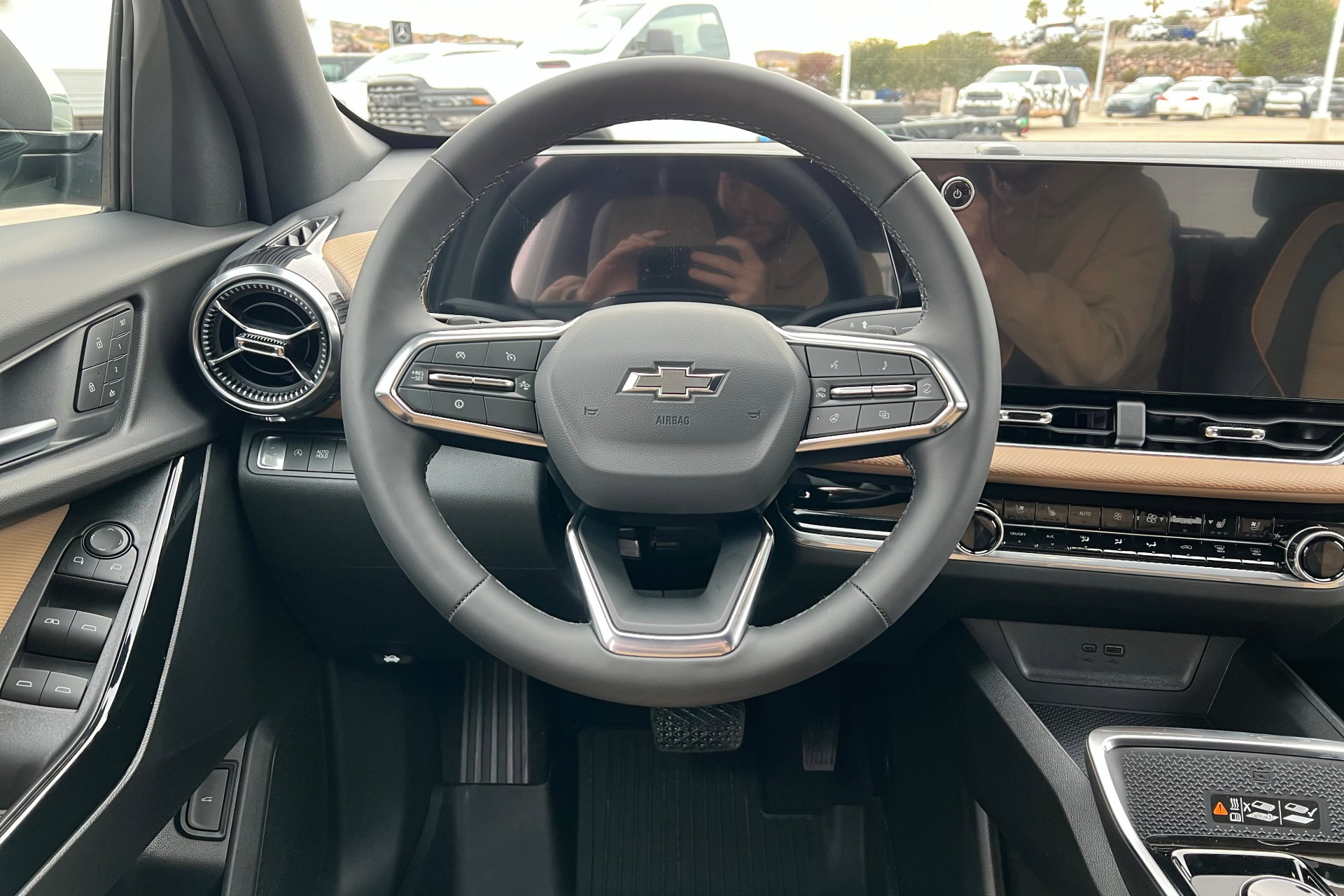 New 2026 Chevrolet Equinox ACTIV image 13