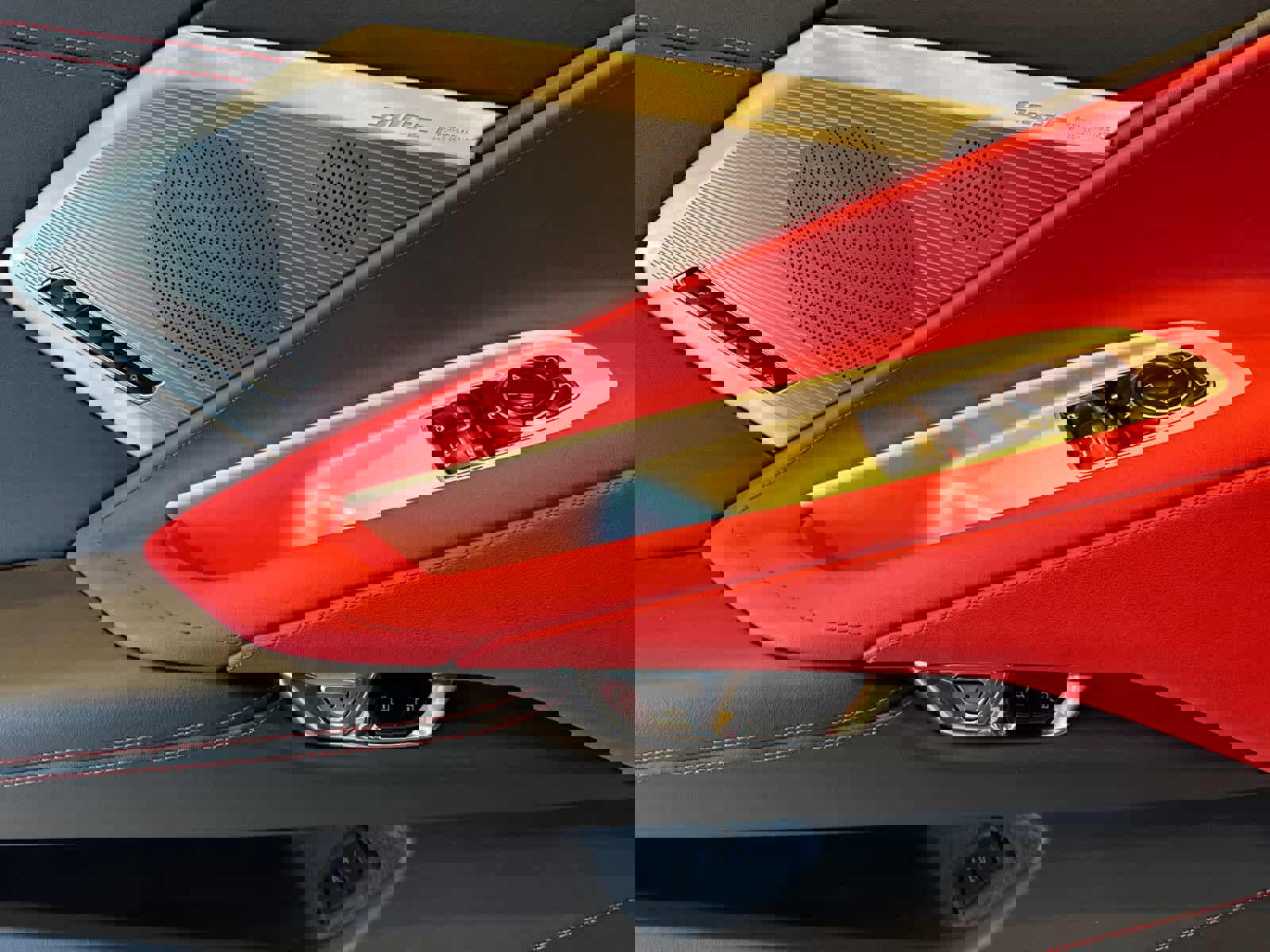 New 2025 Chevrolet Corvette E-Ray image 10