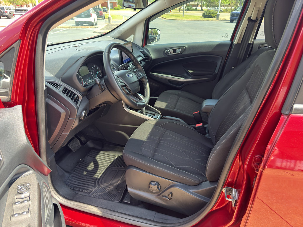 Used 2020 Ford EcoSport SE w/ SE Convenience Package image 11
