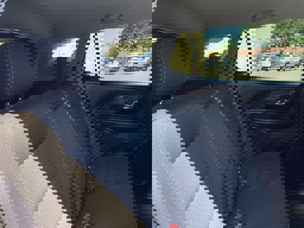 Used 2024 GMC Terrain SLE image 20