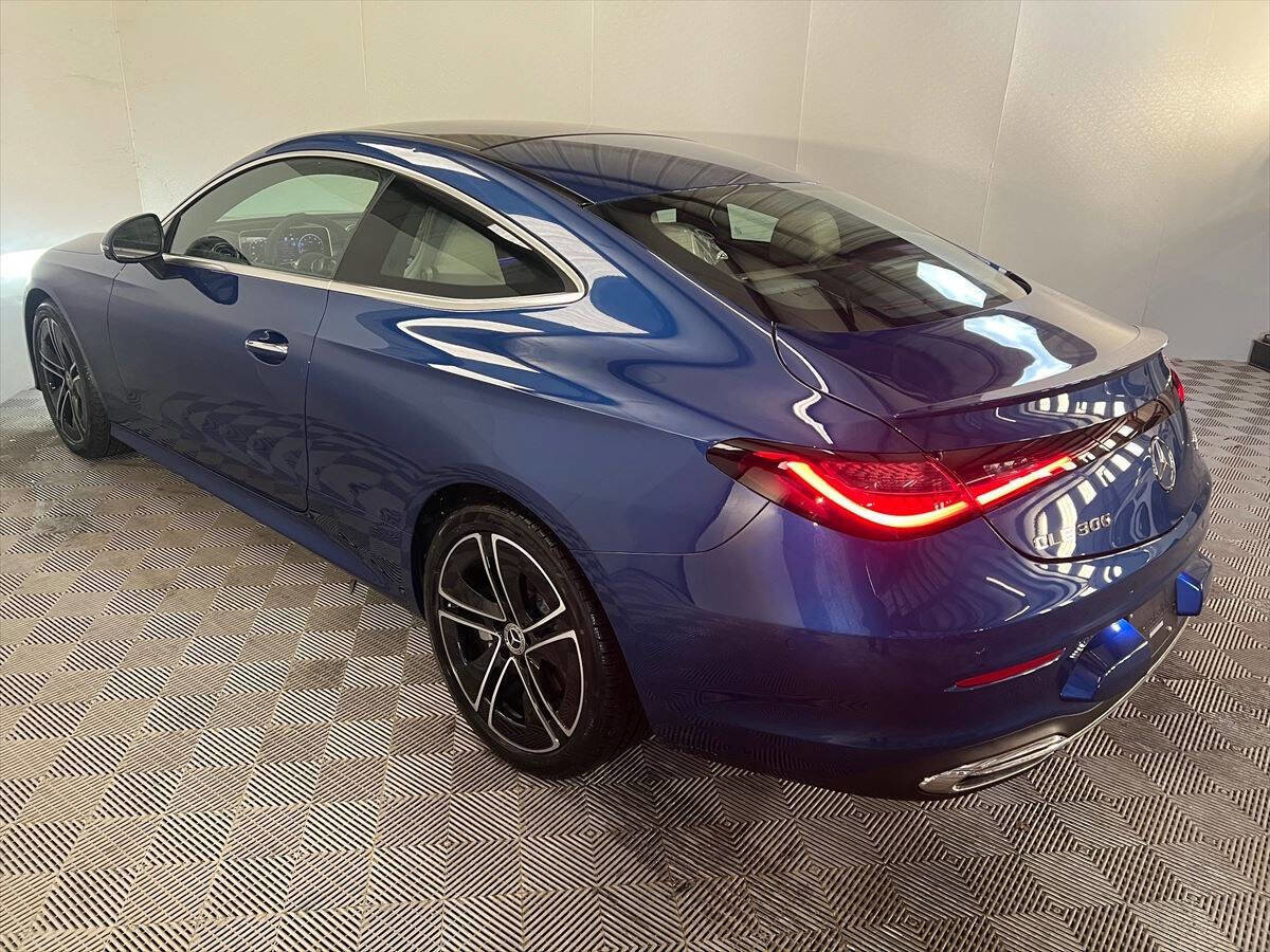 Used 2024 Mercedes-Benz CLE 300 4MATIC Coupe image 7
