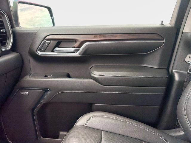 Used 2023 GMC Sierra 1500 SLT w/ SLT Premium Package AWD/4WD image 21