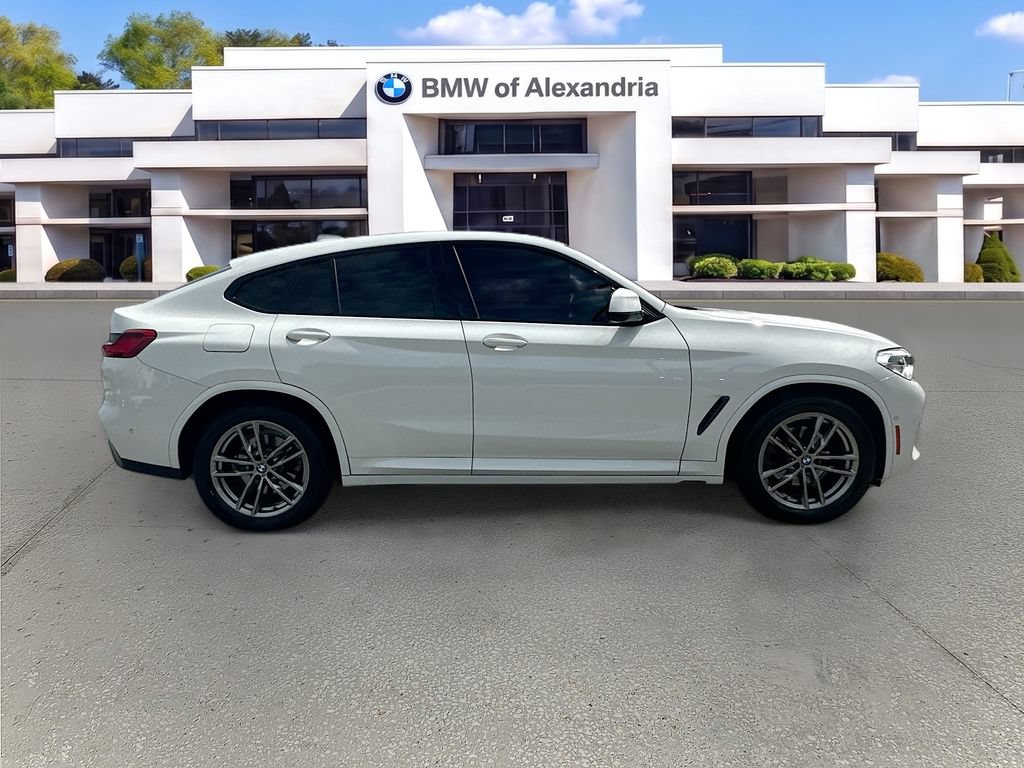 Used 2021 BMW X4 xDrive30i w/ M Sport Package AWD/4WD image 8