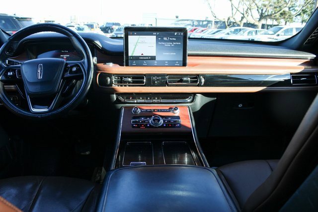 Used 2021 Lincoln Aviator Reserve w/ Elements Package Plus image 17