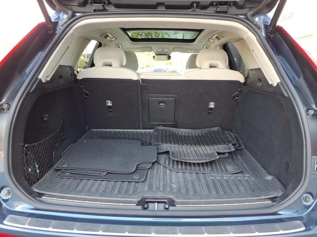 Certified 2026 Volvo XC60 B5 Ultra AWD/4WD image 25