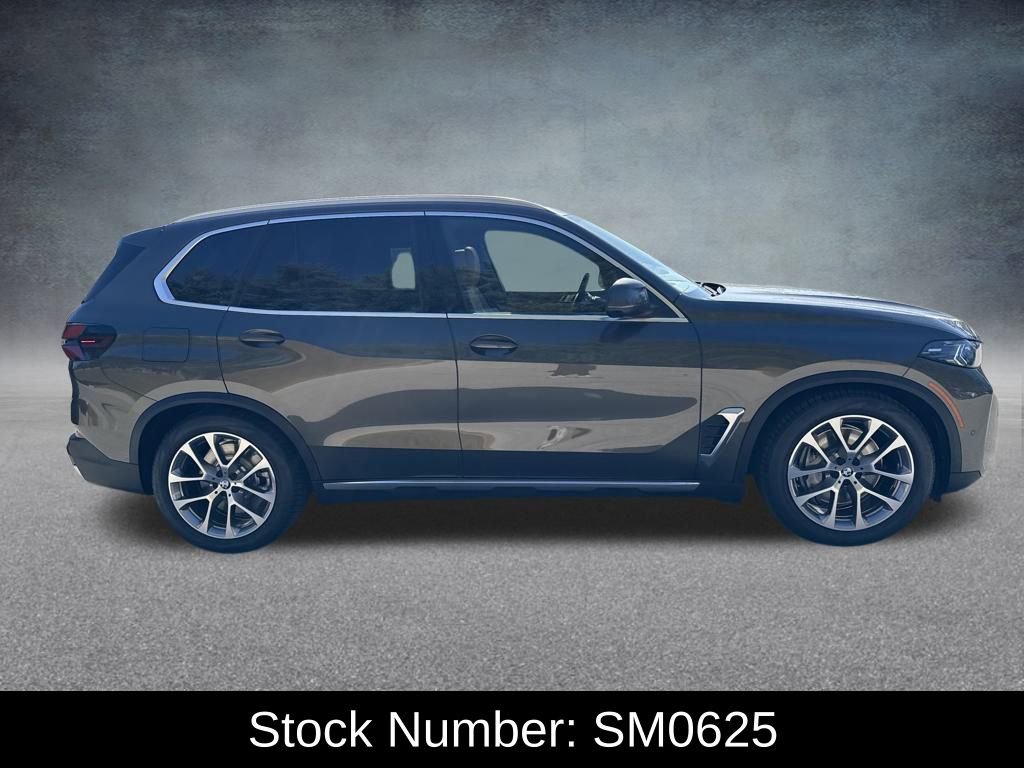 New 2026 BMW X5 xDrive50e w/ Climate Comfort Package image 6