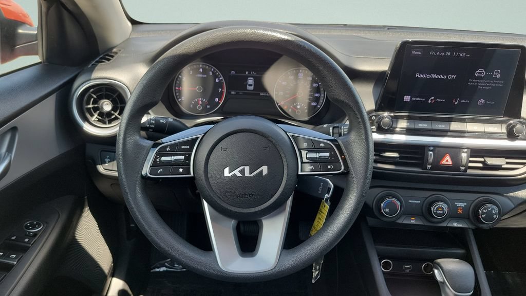 Used 2023 Kia Forte LXS FWD image 15