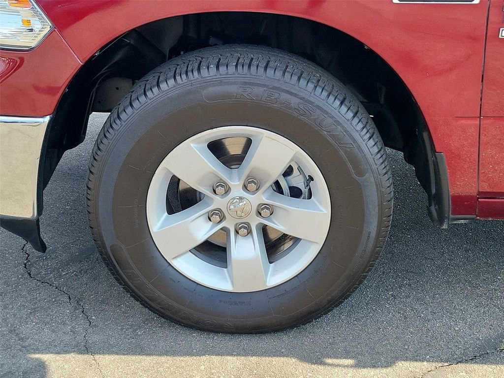 Used 2019 RAM 1500 Tradesman w/ Chrome Appearance Group RWD image 23