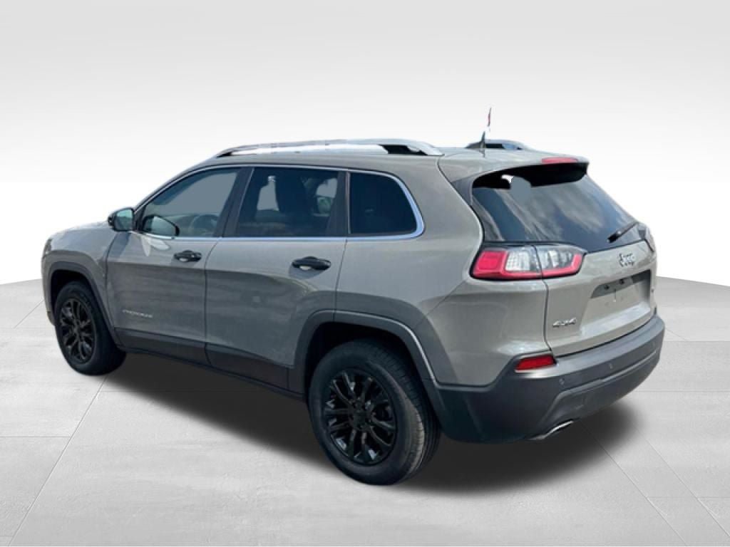 Used 2021 Jeep Cherokee Latitude Lux AWD/4WD image 4