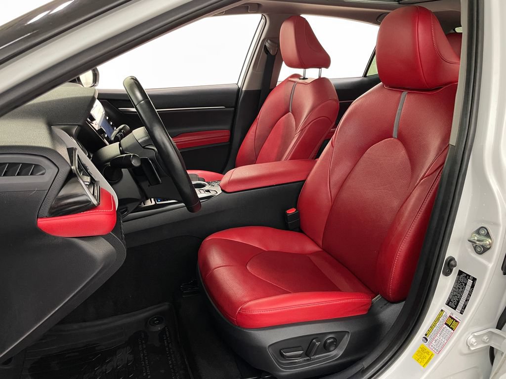 Used 2020 Toyota Camry XSE w/ Driver Assist Package FWD image 25