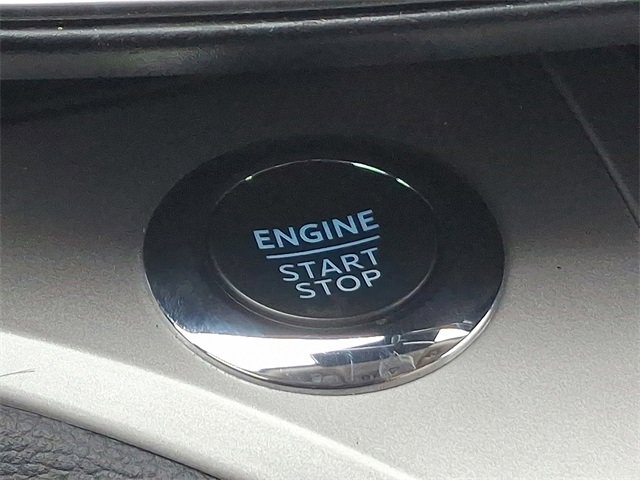 Used 2023 Ford Explorer XLT w/ Equipment Group 202A image 23