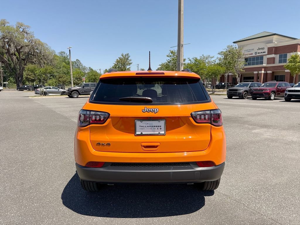 New 2026 Jeep Compass Latitude image 4