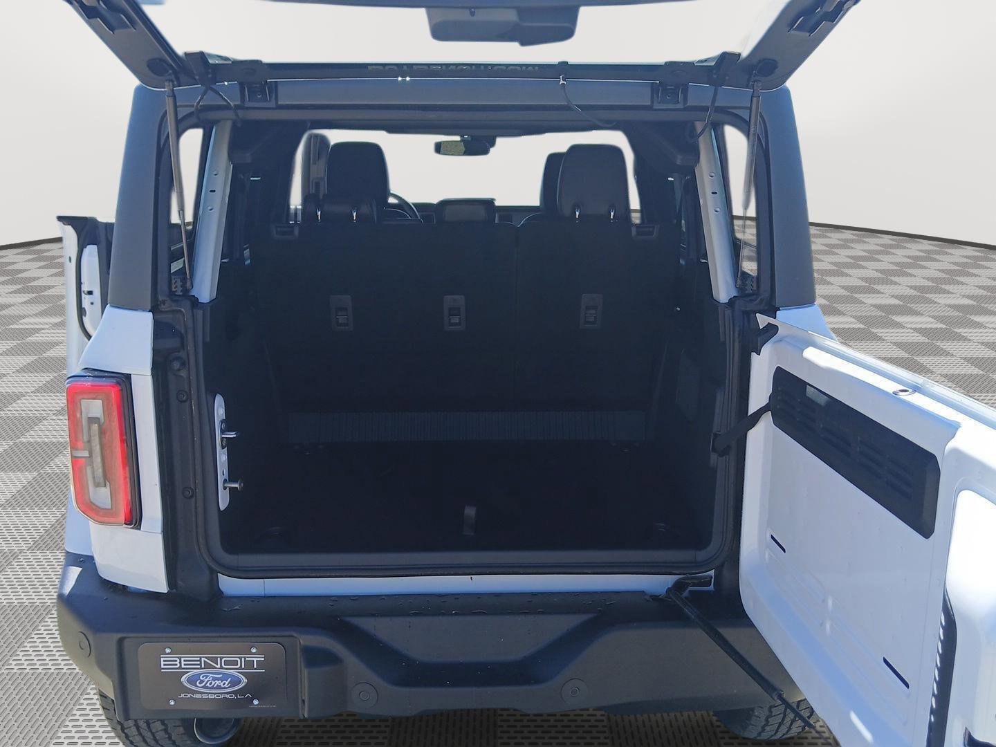 New 2026 Ford Bronco Outer Banks image 24