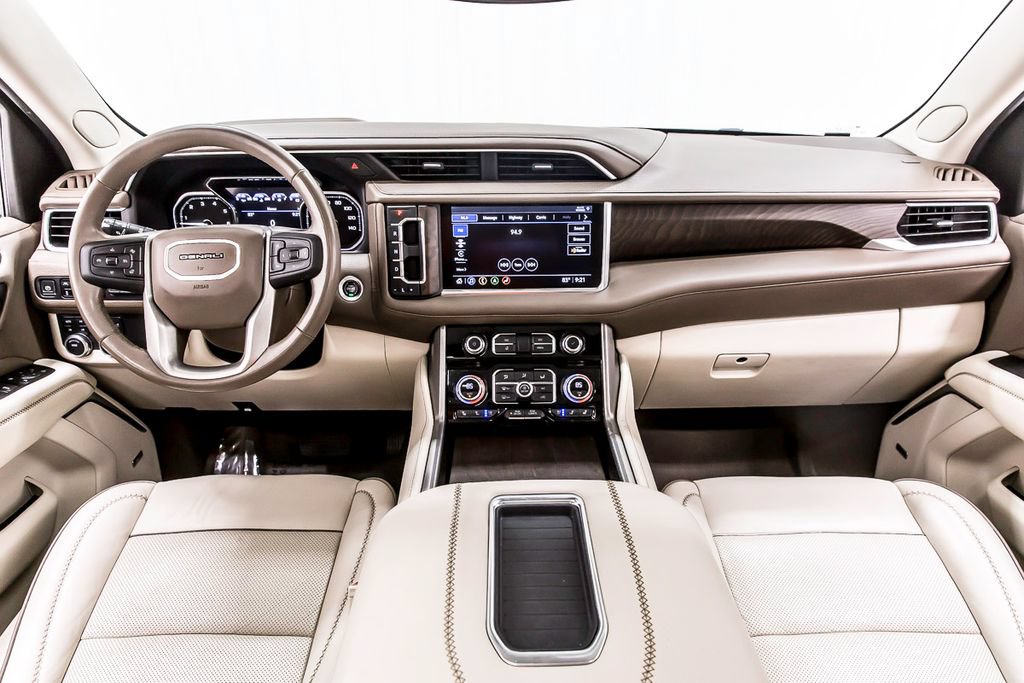 Used 2021 GMC Yukon Denali AWD/4WD image 18