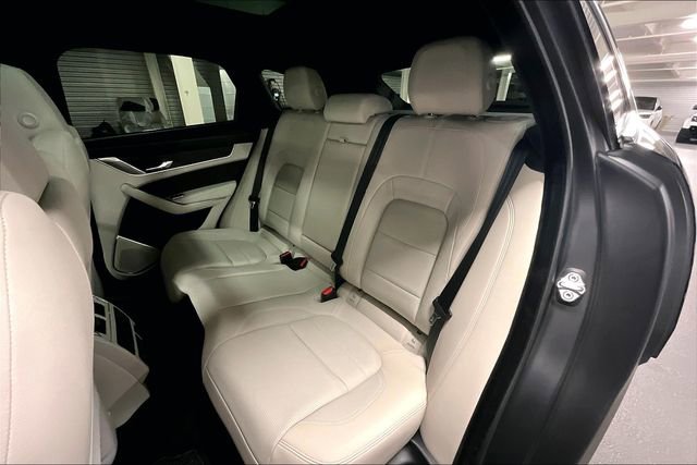 New 2026 Jaguar F-PACE R-Dynamic S image 9