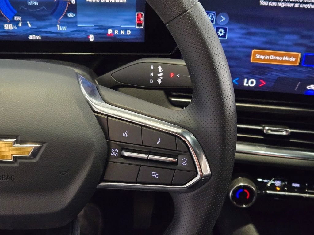 New 2026 Chevrolet Equinox EV LT FWD image 27