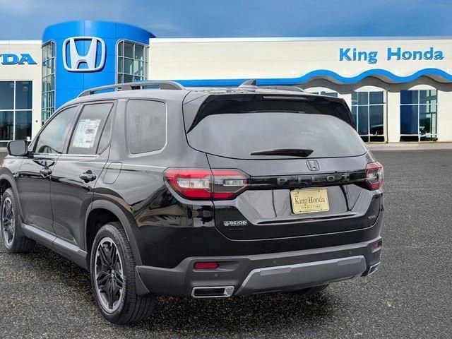New 2026 Honda Pilot Touring image 8