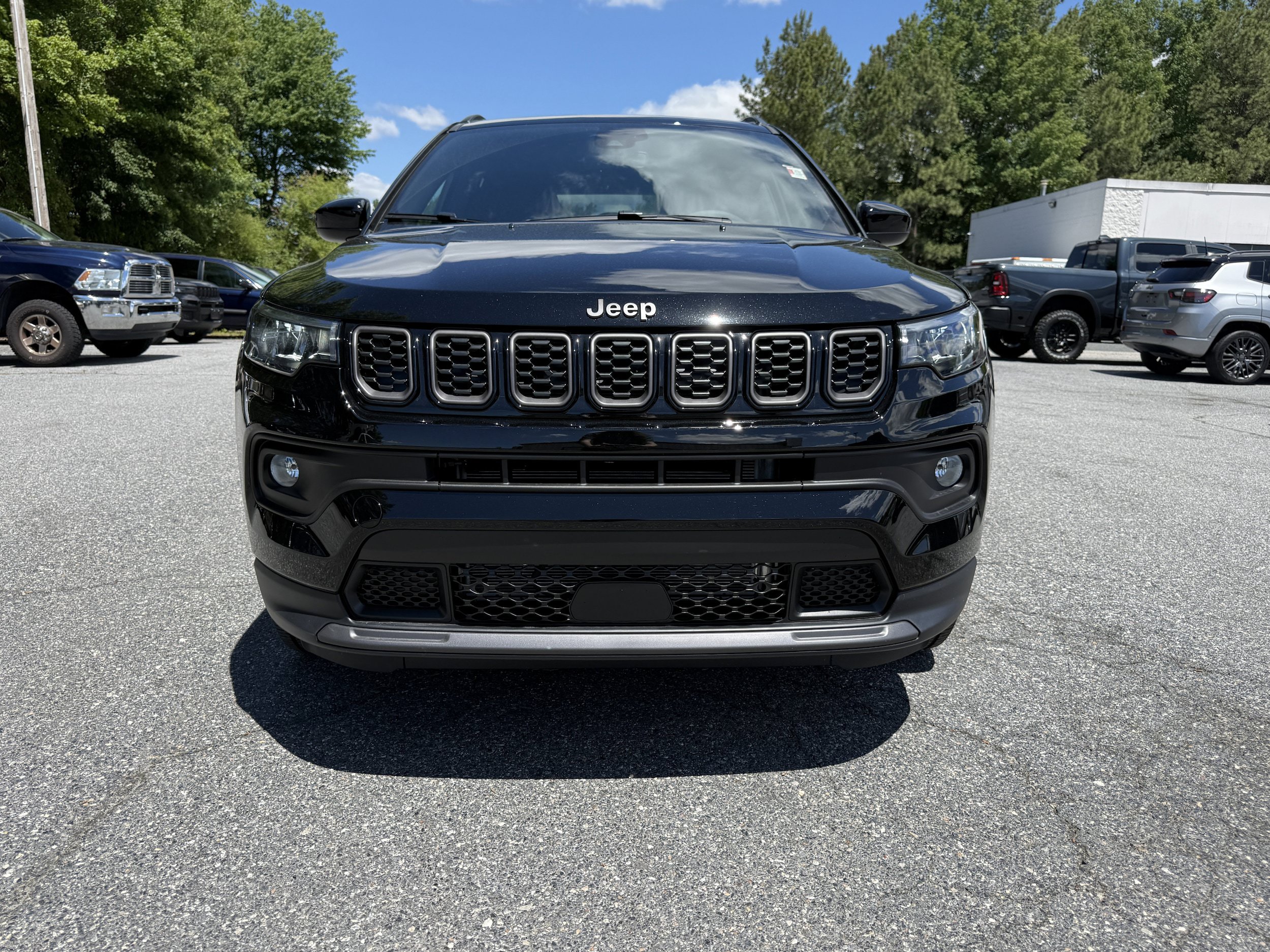 New 2026 Jeep Compass Latitude AWD/4WD image 2