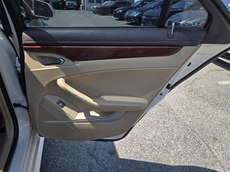 Used 2013 Cadillac CTS Luxury w/ Wood Trim Package AWD/4WD image 33