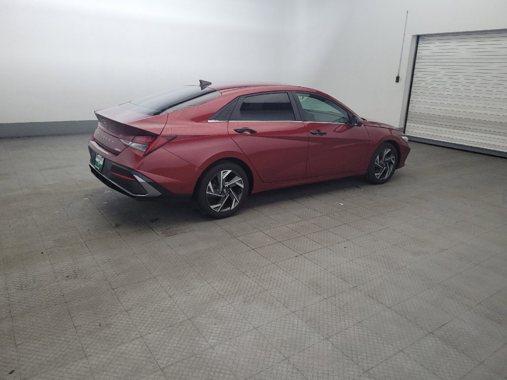 Used 2024 Hyundai Elantra Limited FWD image 10