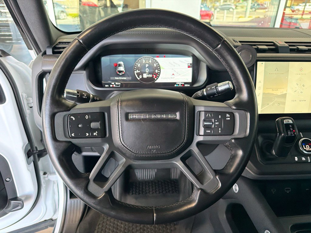 Used 2022 Land Rover Defender 110 X-Dynamic HSE AWD/4WD image 24