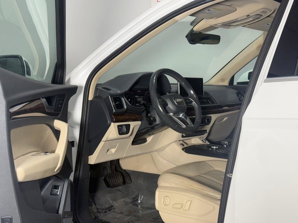 Used 2018 Audi Q5 2.0T Premium Plus AWD/4WD image 11