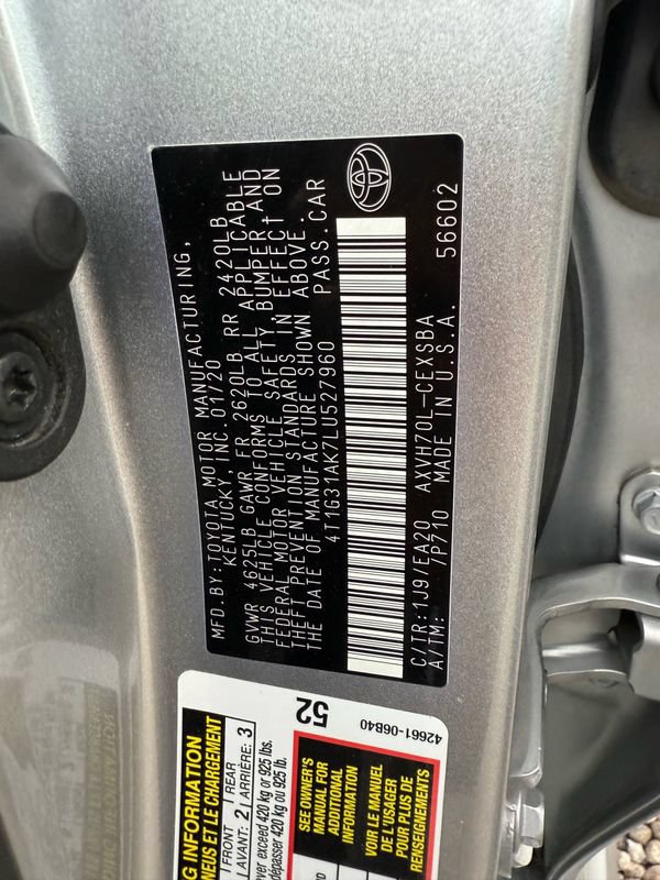 Used 2020 Toyota Camry SE FWD image 39