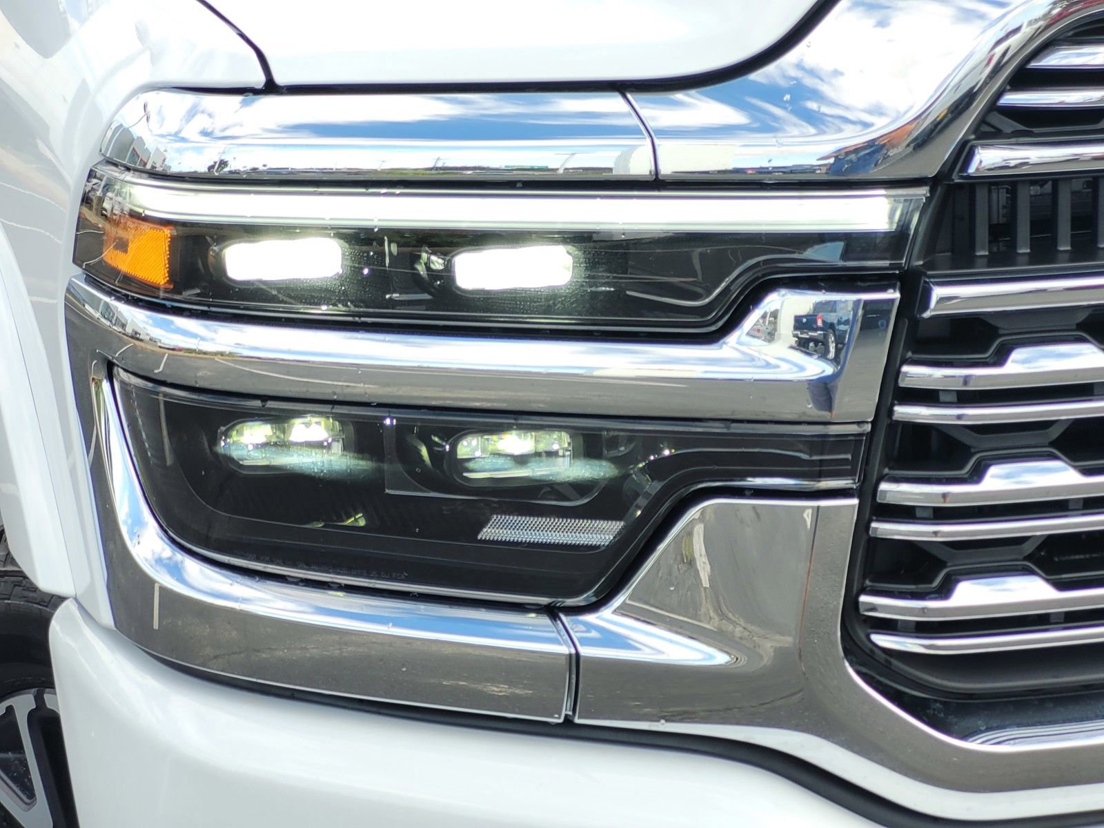 New 2026 RAM 3500 Limited AWD/4WD image 10