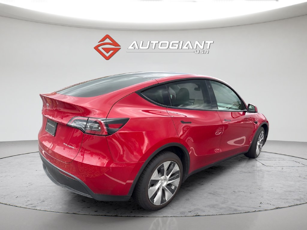 Used 2023 Tesla Model Y Long Range AWD/4WD image 9