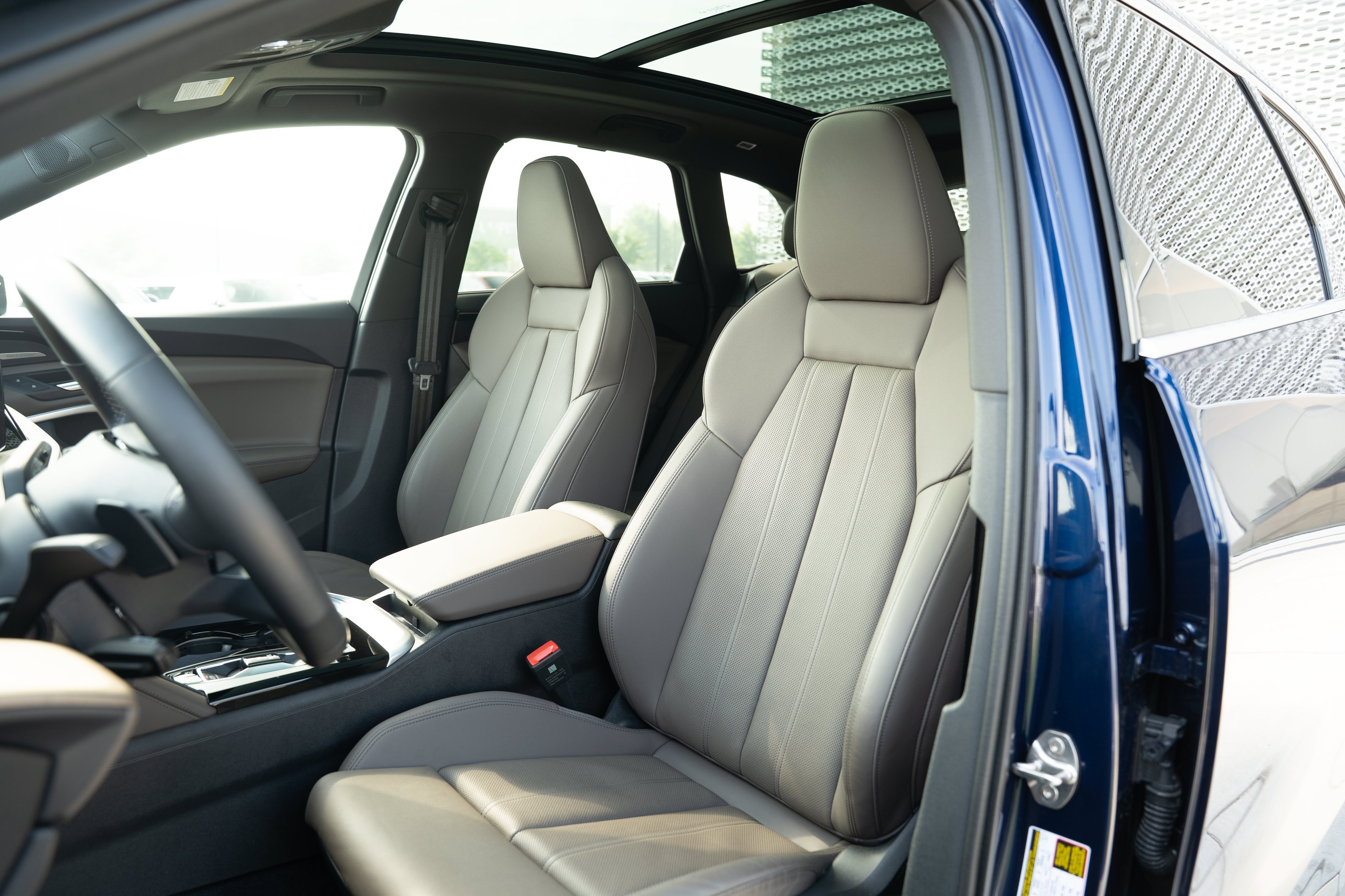 Certified 2025 Audi Q5 Premium w/ Premium Plus AWD/4WD image 22