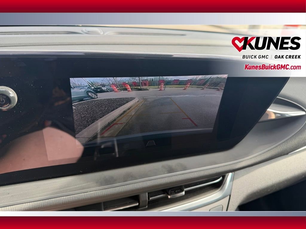 Used 2025 Buick Envista Preferred image 22