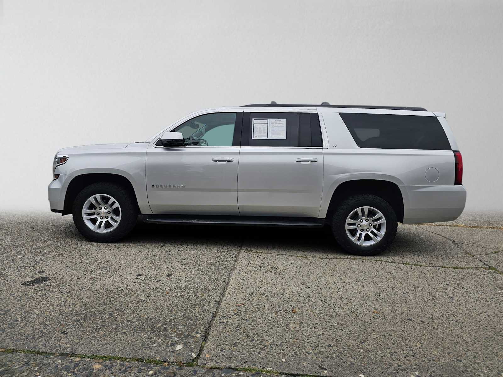 Used 2020 Chevrolet Suburban LT AWD/4WD image 6