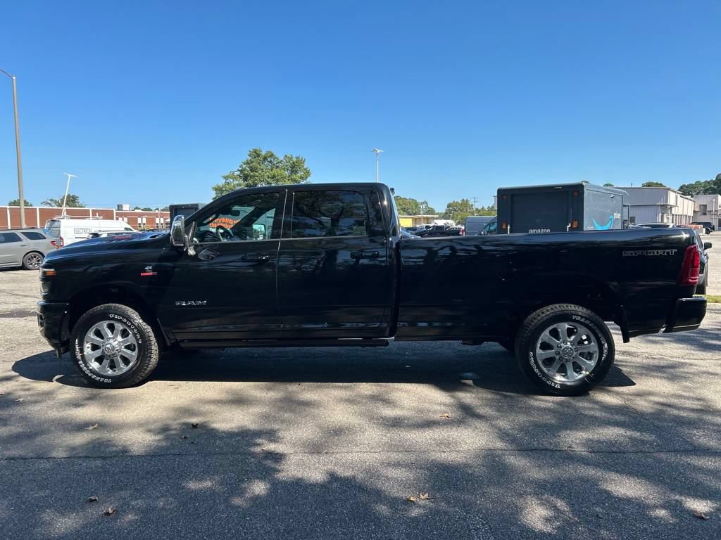 New 2026 RAM 2500 Laramie AWD/4WD image 3