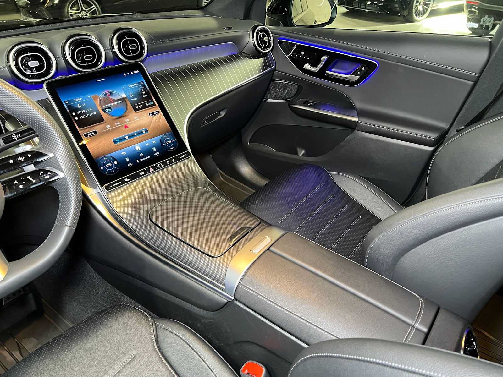 Certified 2026 Mercedes-Benz GLC 300 4MATIC image 43