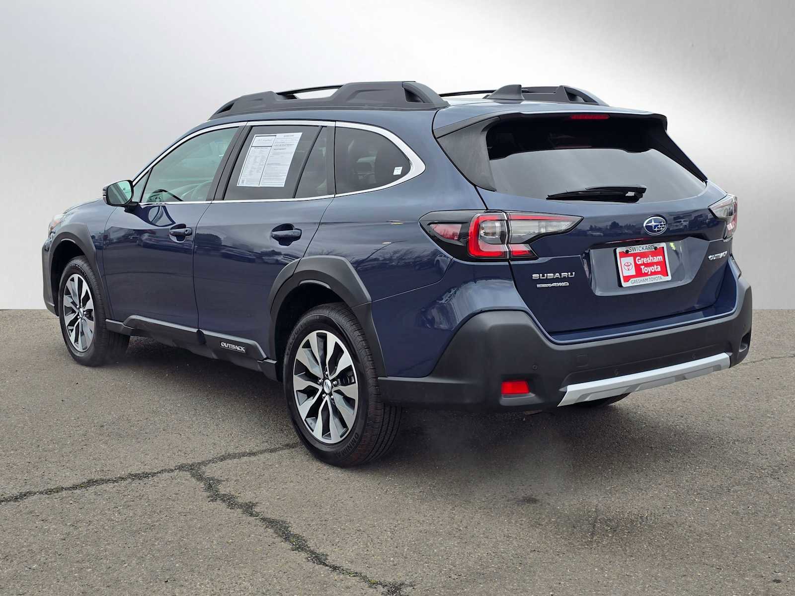Used 2023 Subaru Outback Limited image 6