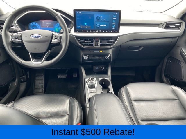 Used 2023 Ford Escape Platinum image 6