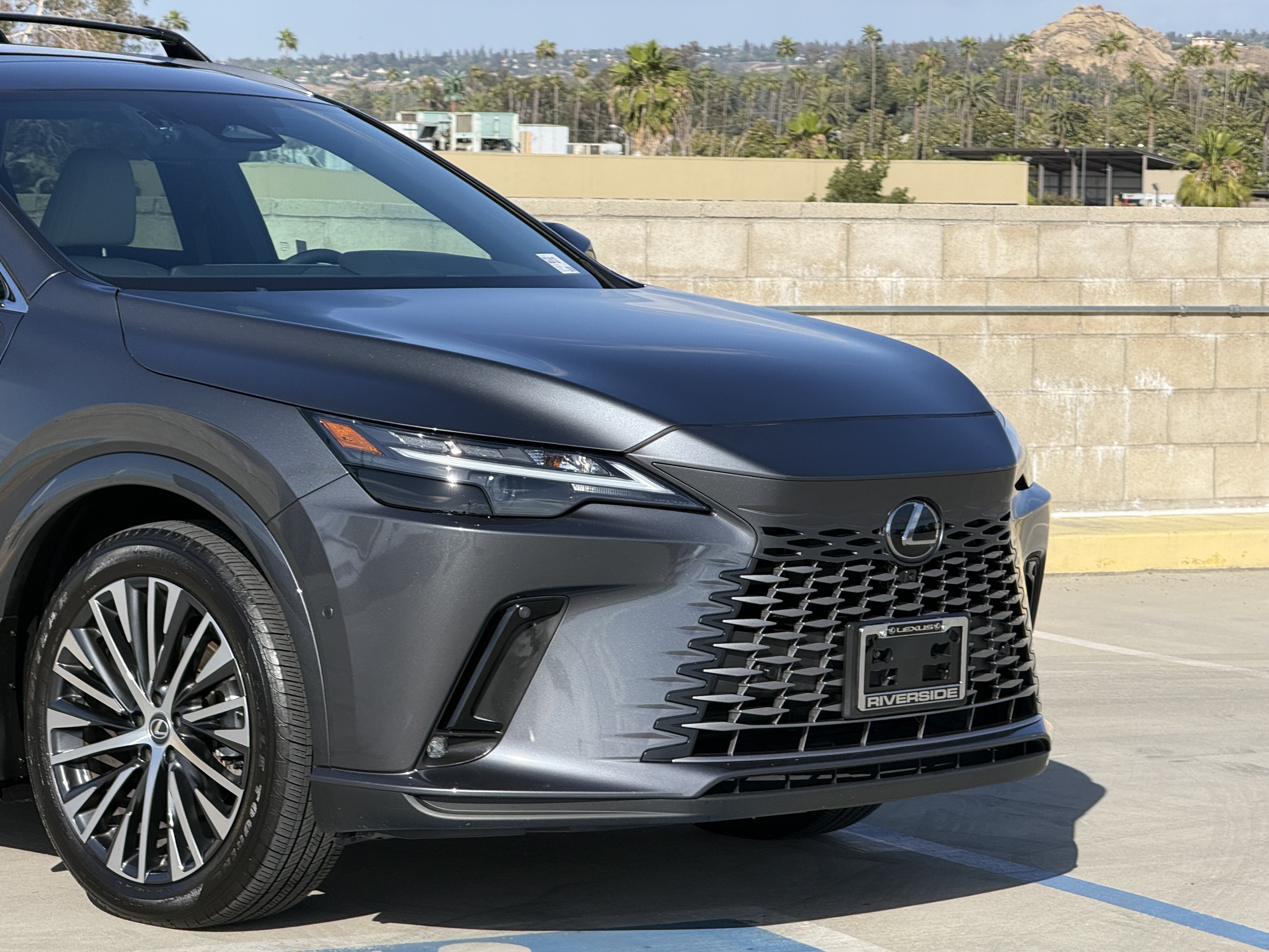 Certified 2025 Lexus RX 350 w/ Convenience Package AWD/4WD image 3