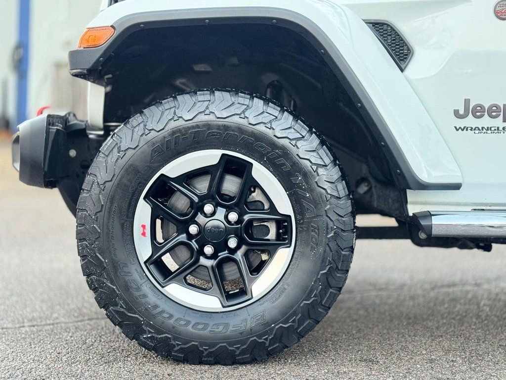 Used 2018 Jeep Wrangler Unlimited Rubicon w/ Dual Top Group image 11