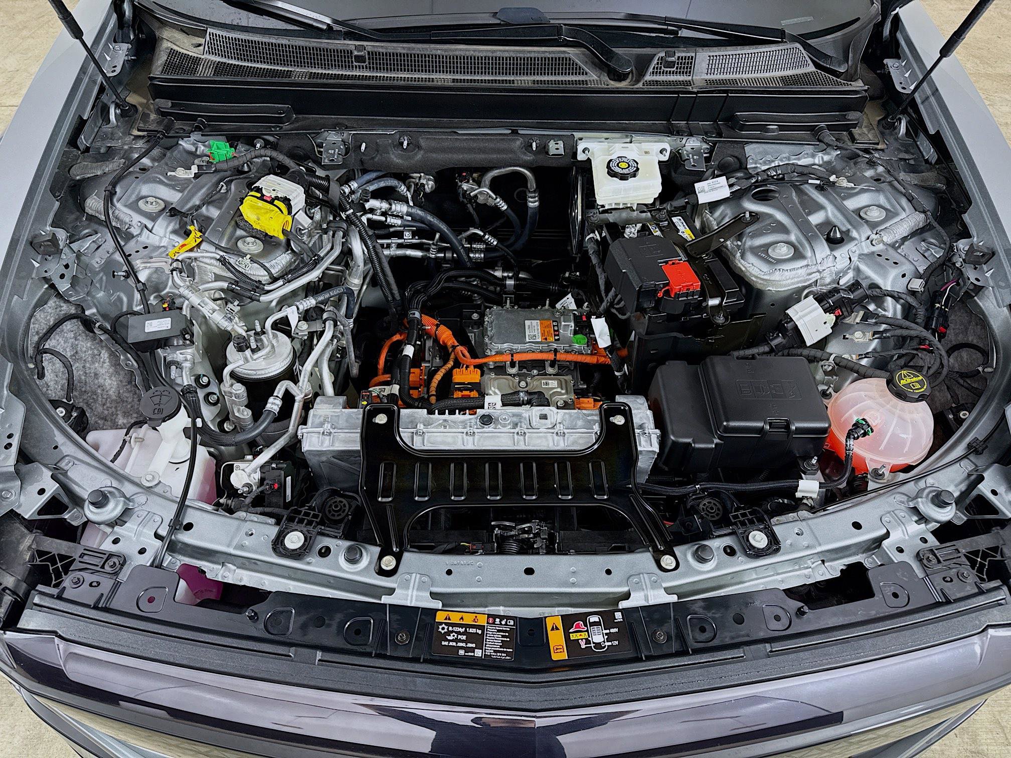 Used 2025 Cadillac Lyriq Sport image 32